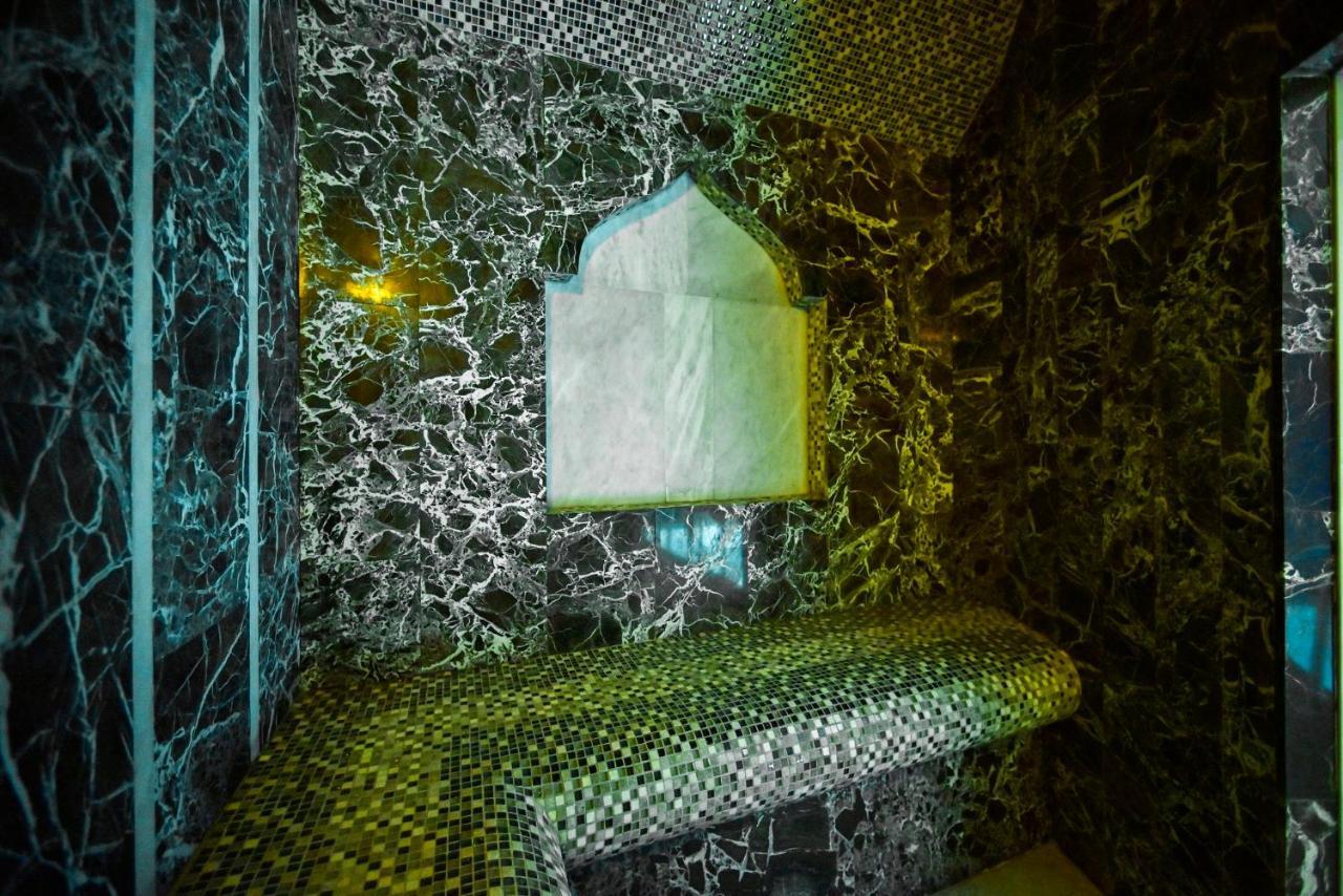 Spa Hotel Grace Forum 예레반 외부 사진