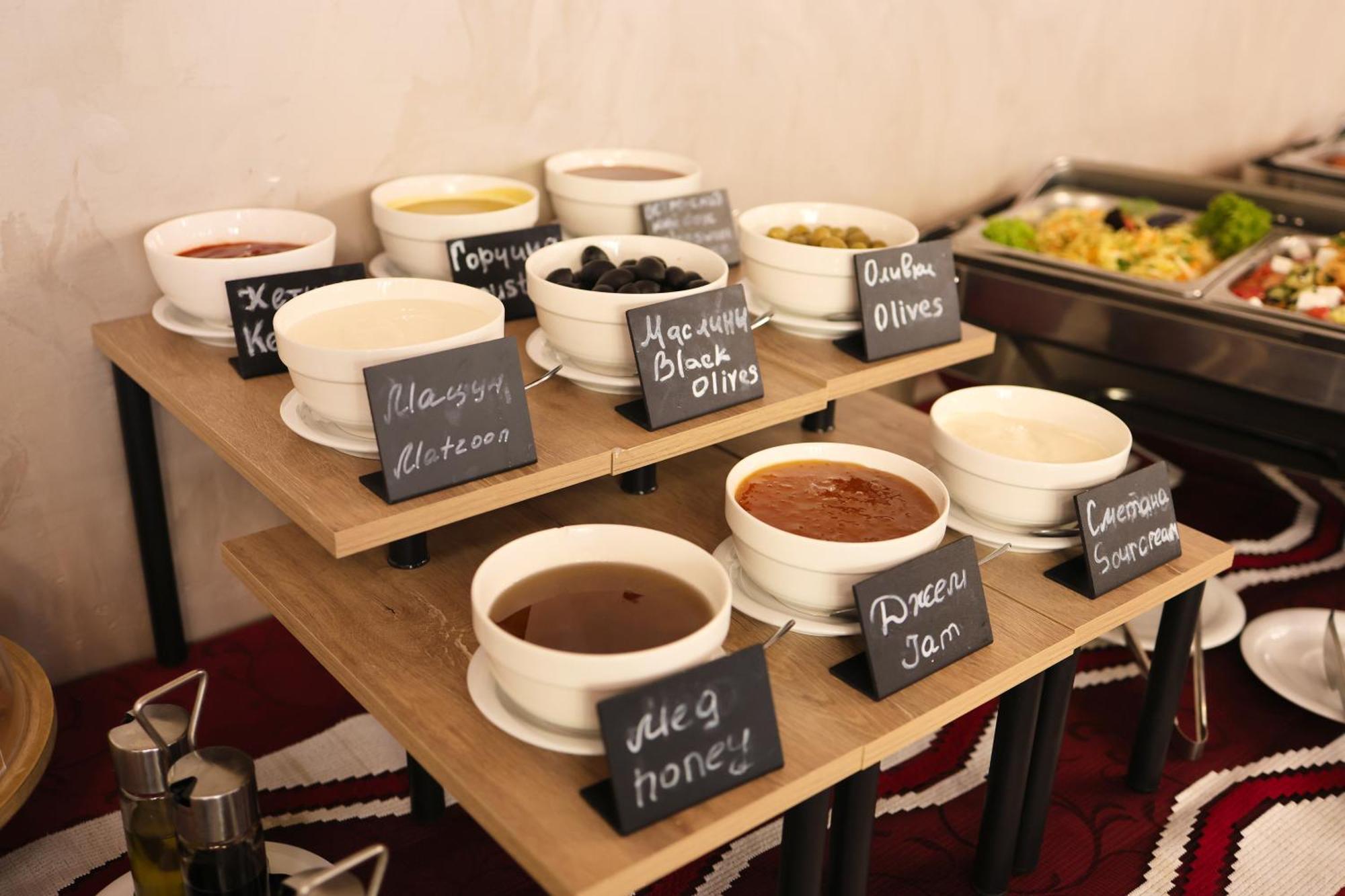 Spa Hotel Grace Forum 예레반 외부 사진