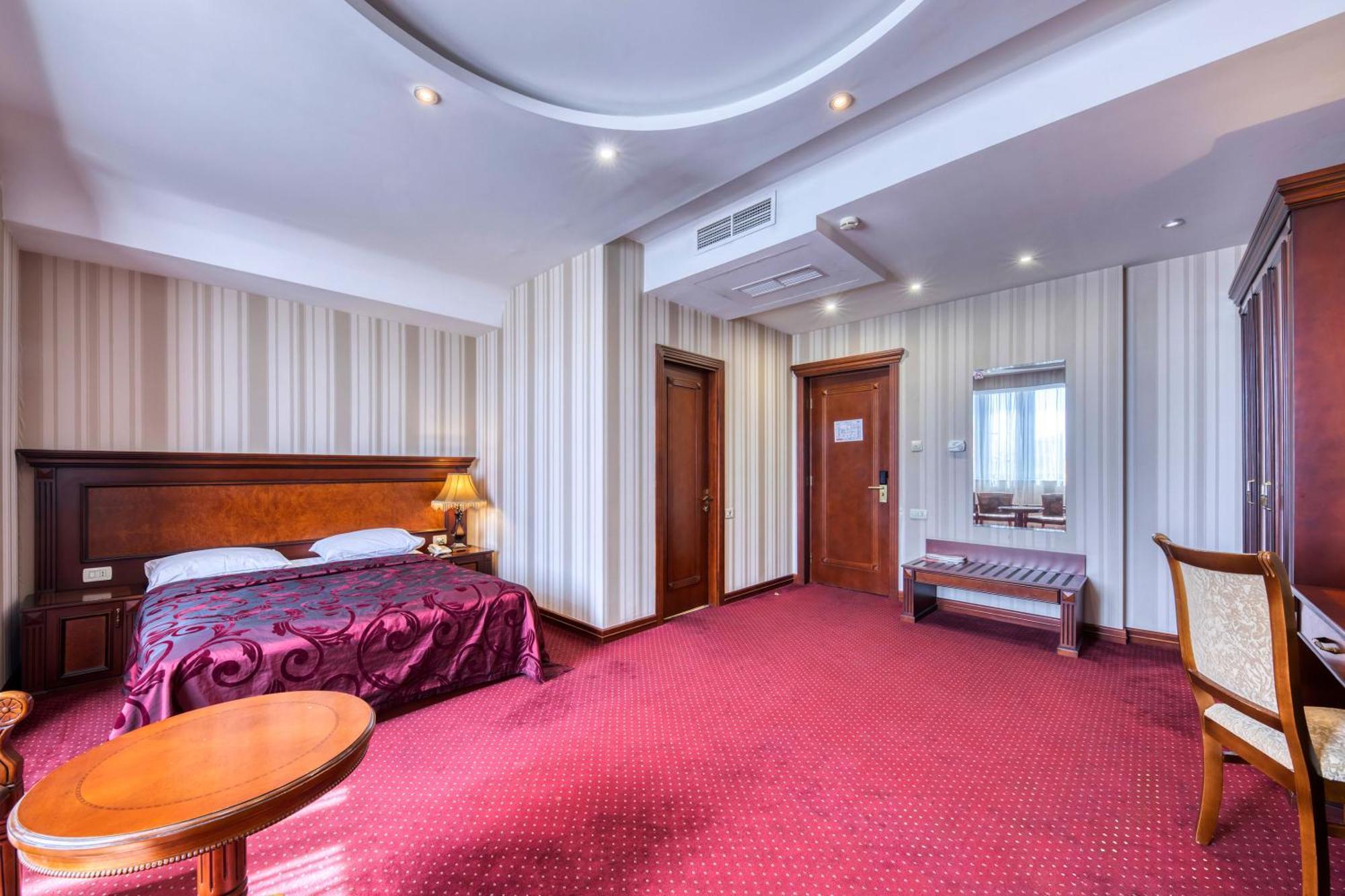 Spa Hotel Grace Forum 예레반 객실 사진