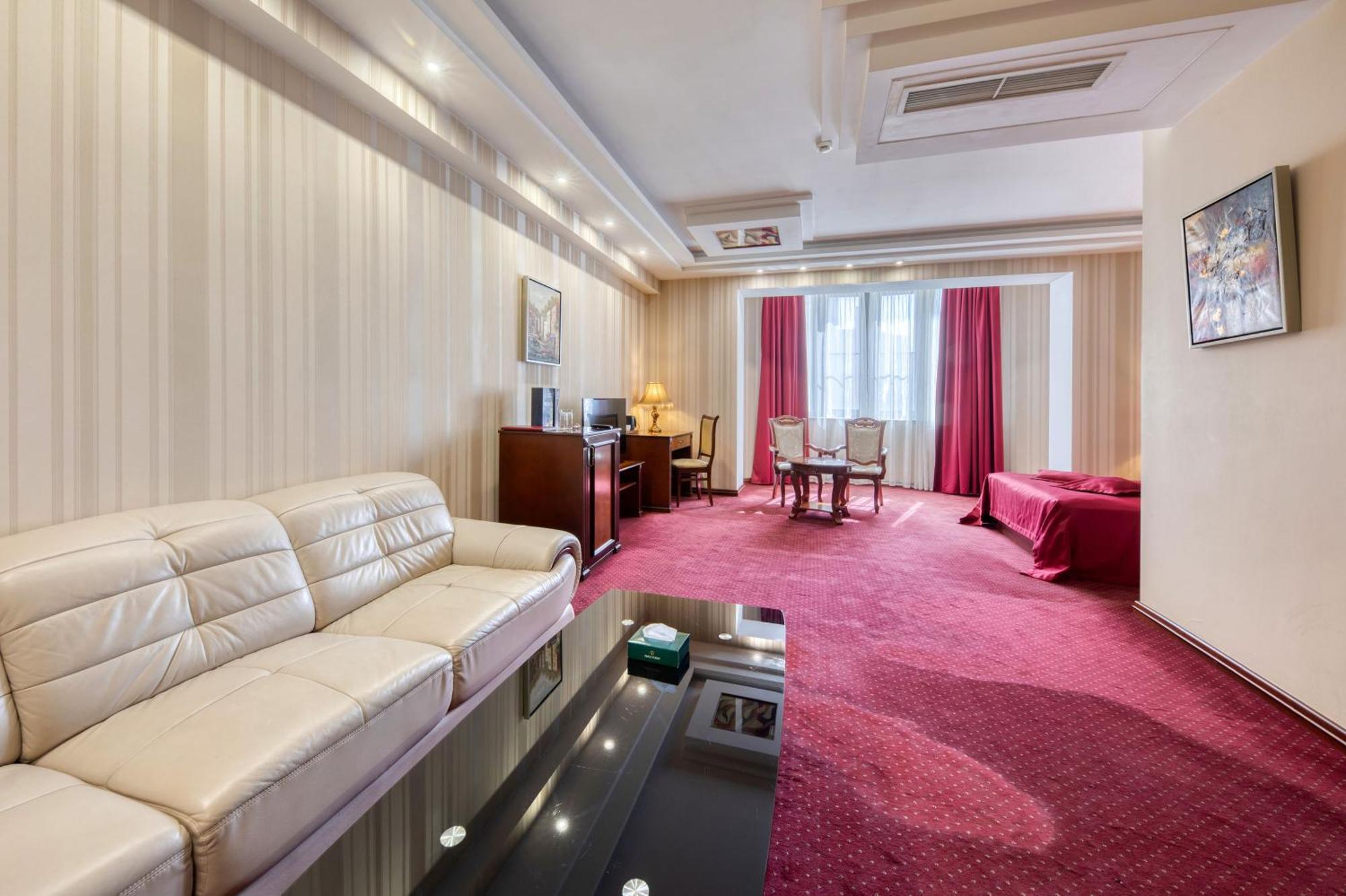 Spa Hotel Grace Forum 예레반 객실 사진