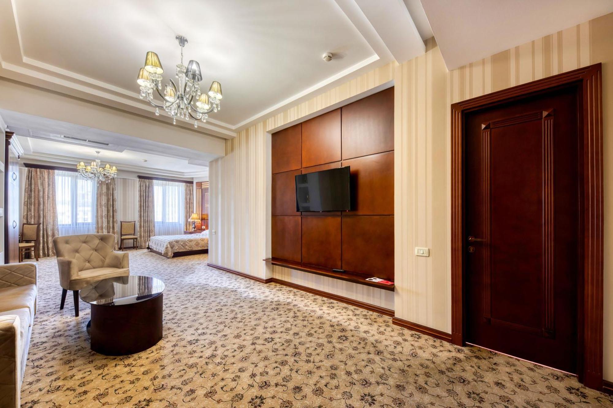 Spa Hotel Grace Forum 예레반 객실 사진