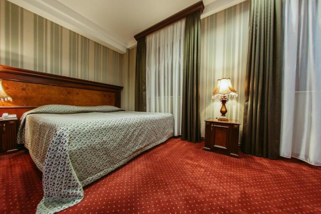 Spa Hotel Grace Forum 예레반 외부 사진